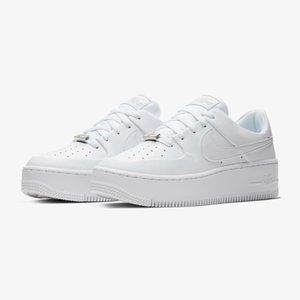 Nike Air Force 1 Sage Low